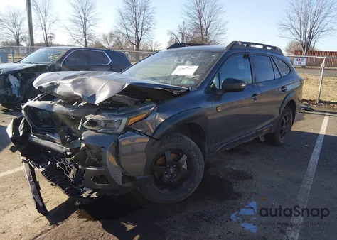 2024 Subaru Outback Wilderness z USA, uszkodzony, nr VIN 4S4BTGUD5R3233563